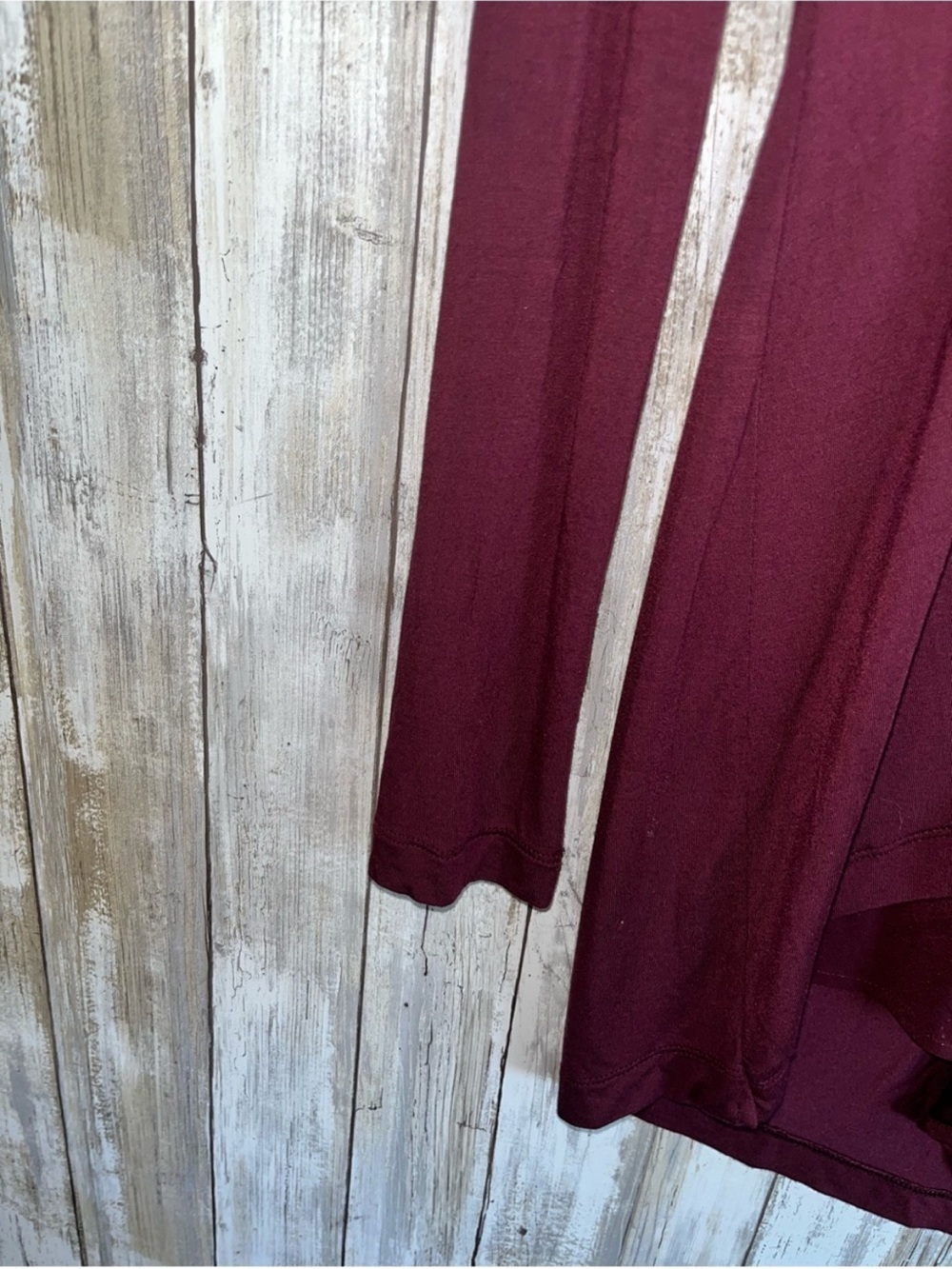 White House Black Market Burgundy V Neck Top XXS Asymmetrical Hem Stretch Blouse - Picture 4 of 6